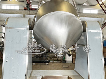 双锥回转真空干燥机——河北某客户定制的设备已顺利发货！
